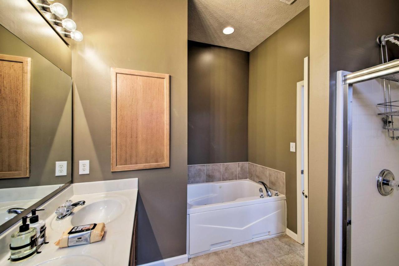 Arts And Design District Condo Steps To Monon Trail 卡梅尔 外观 照片